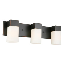 Eglo Canada 202863A - 3L Vanity Light / Murale de salle de bain 3L